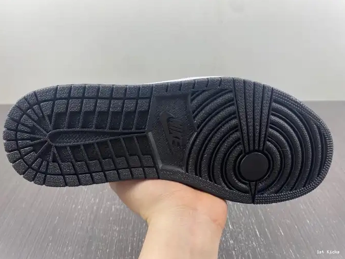 1st Kicks Low 705329-003 Shadow Retro 1 Jordan 0619